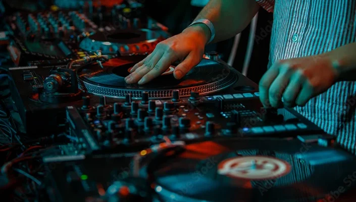 Sonic Sunshine: Unveiling the Magic of Miami's DJs