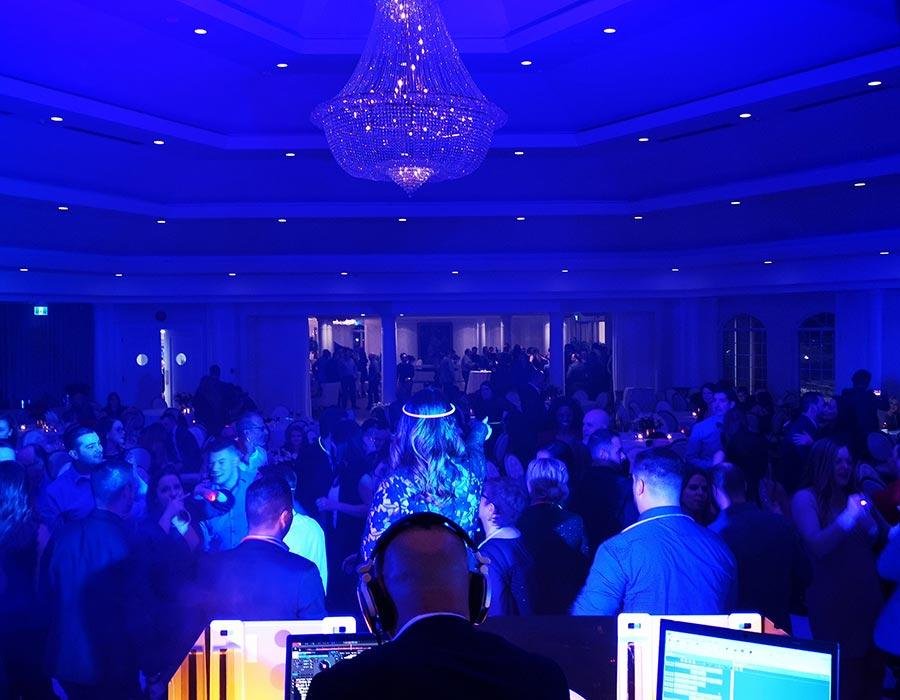 Transform Your Corporate Gatherings with the Expertise of a Montreal DJ